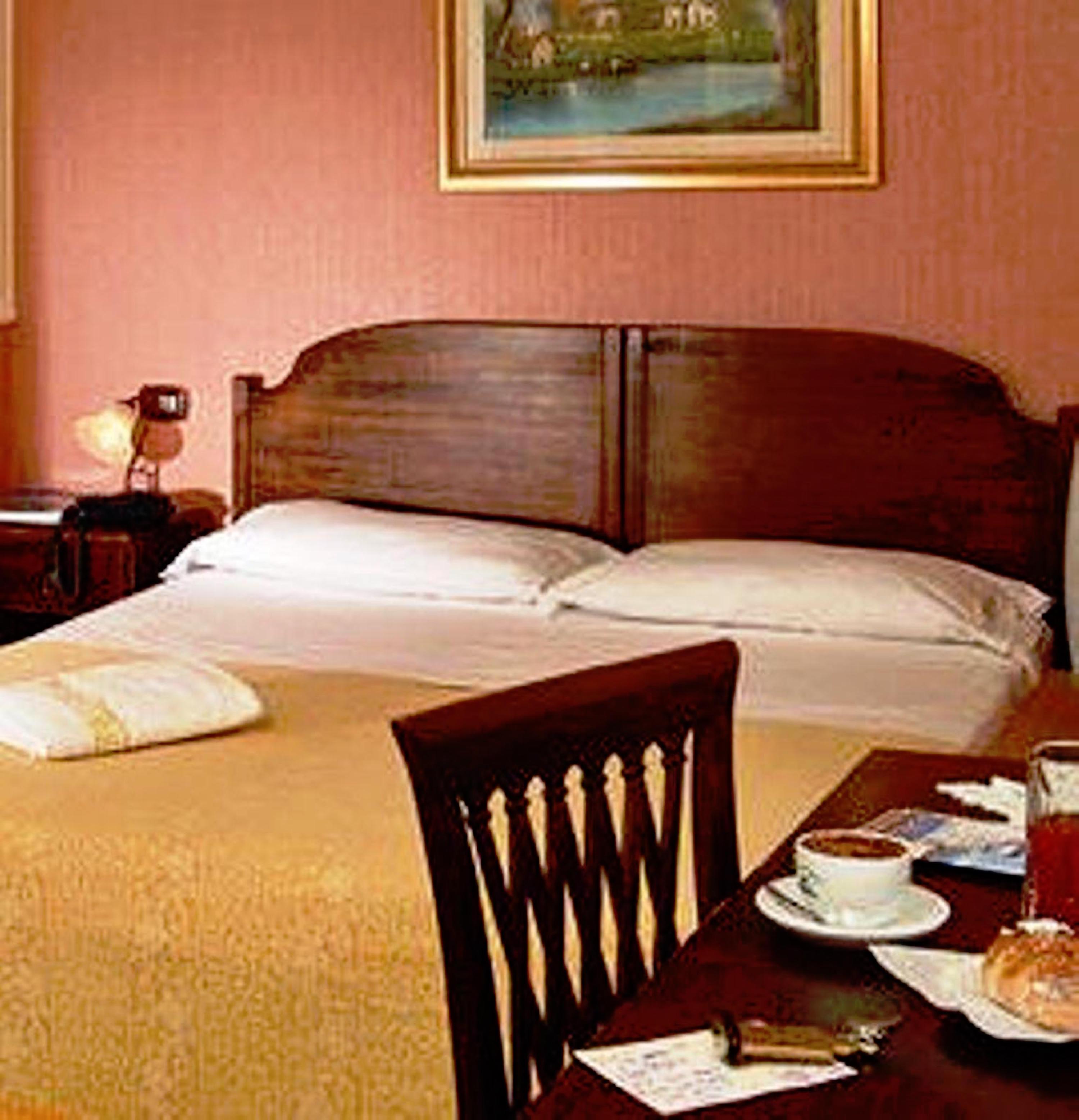 Hotel Federico II Naples Extérieur photo