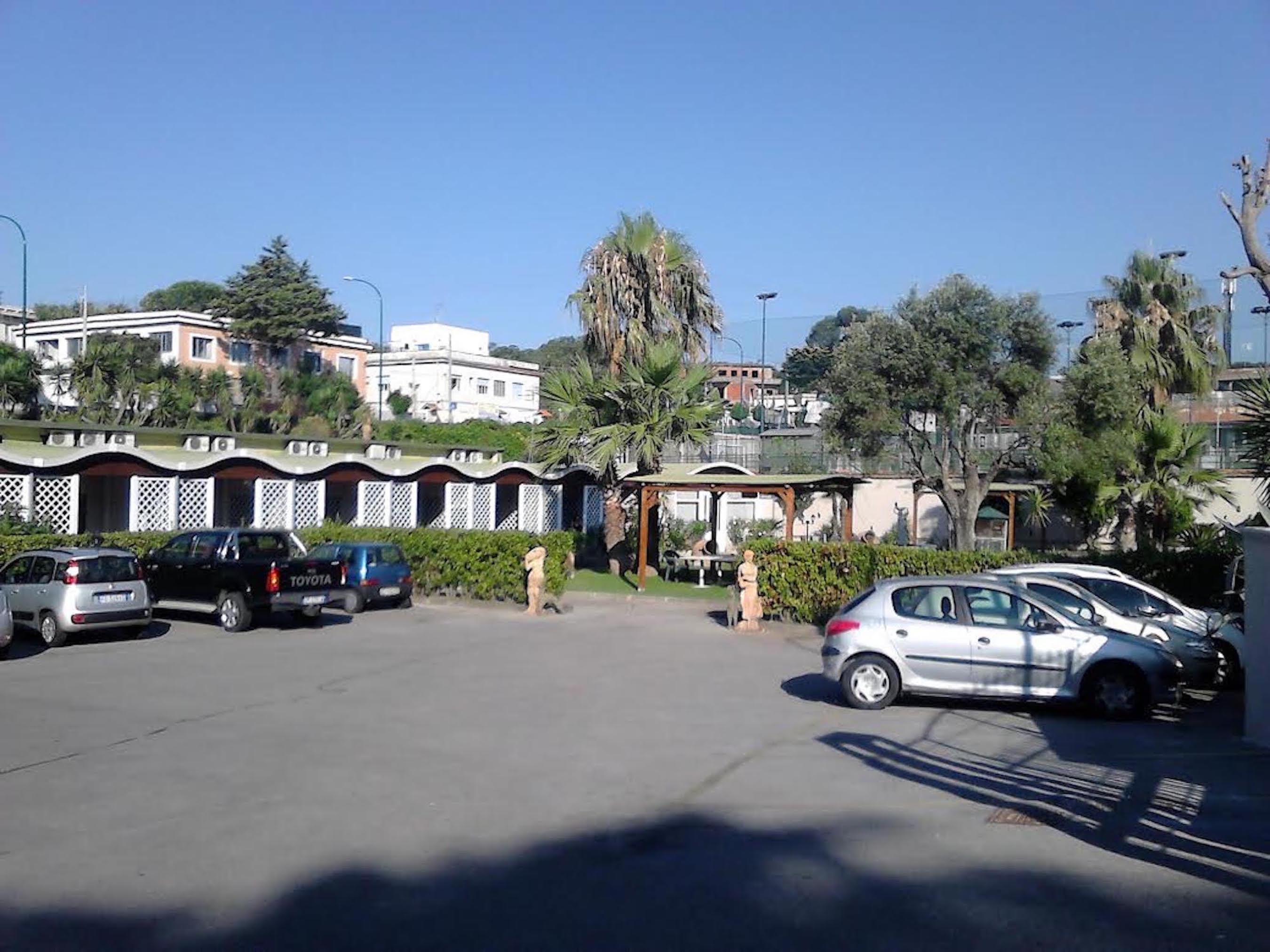 Hotel Federico II Naples Extérieur photo